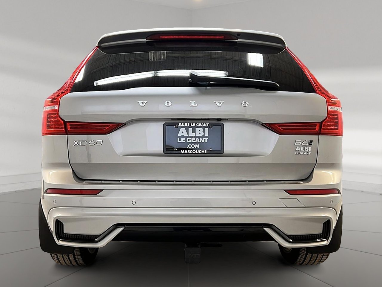 2022 Volvo XC60 B6 R-DESIGN CUIR TOIT PANO 4RM-4