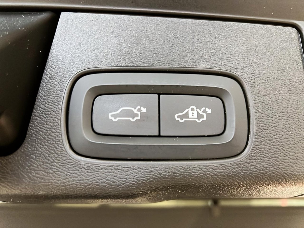 2022 Volvo XC60 T8 INSCRIPTION RECHARGE 4RM-14