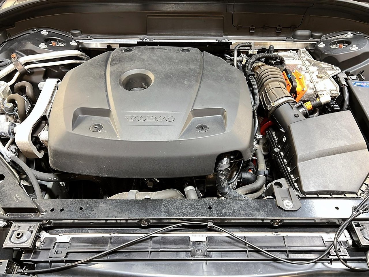 2022 Volvo XC60 T8 INSCRIPTION RECHARGE 4RM-12