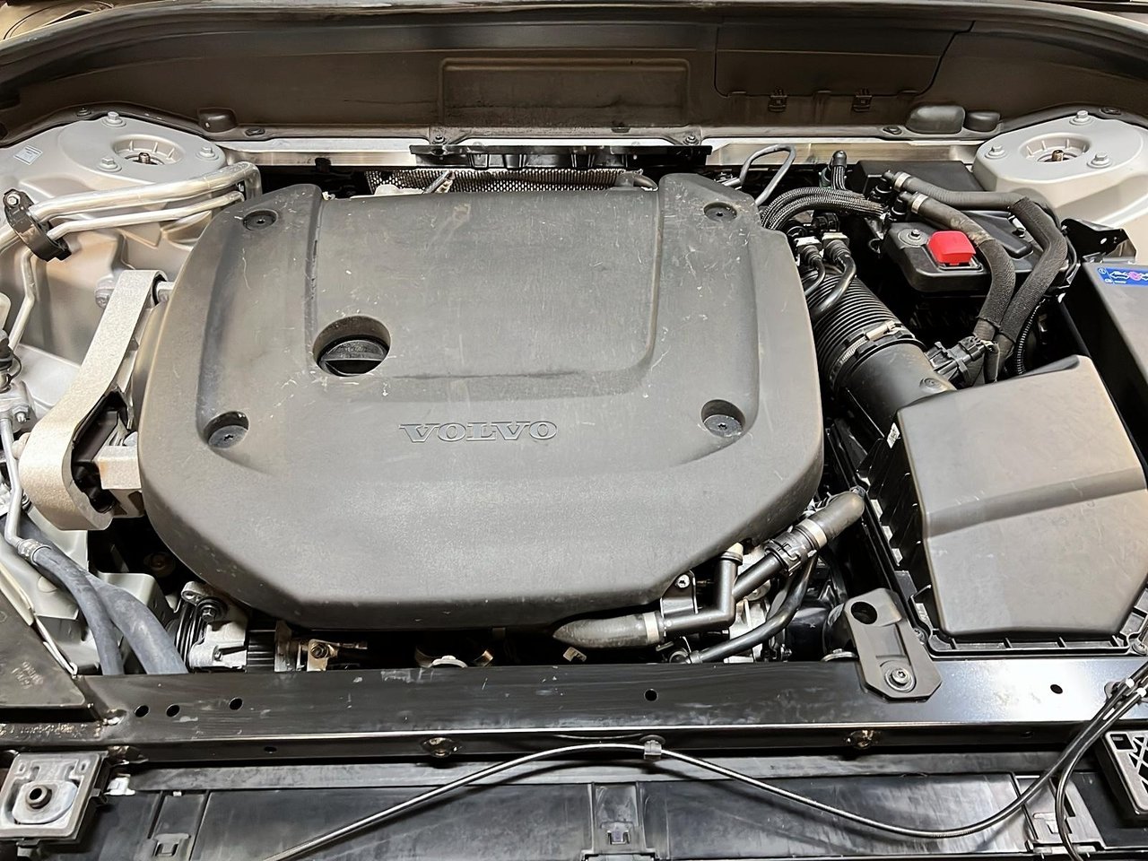 Volvo XC60 B6 INSCRIPTION CUIR TOIT NAV  4RM 2022-12