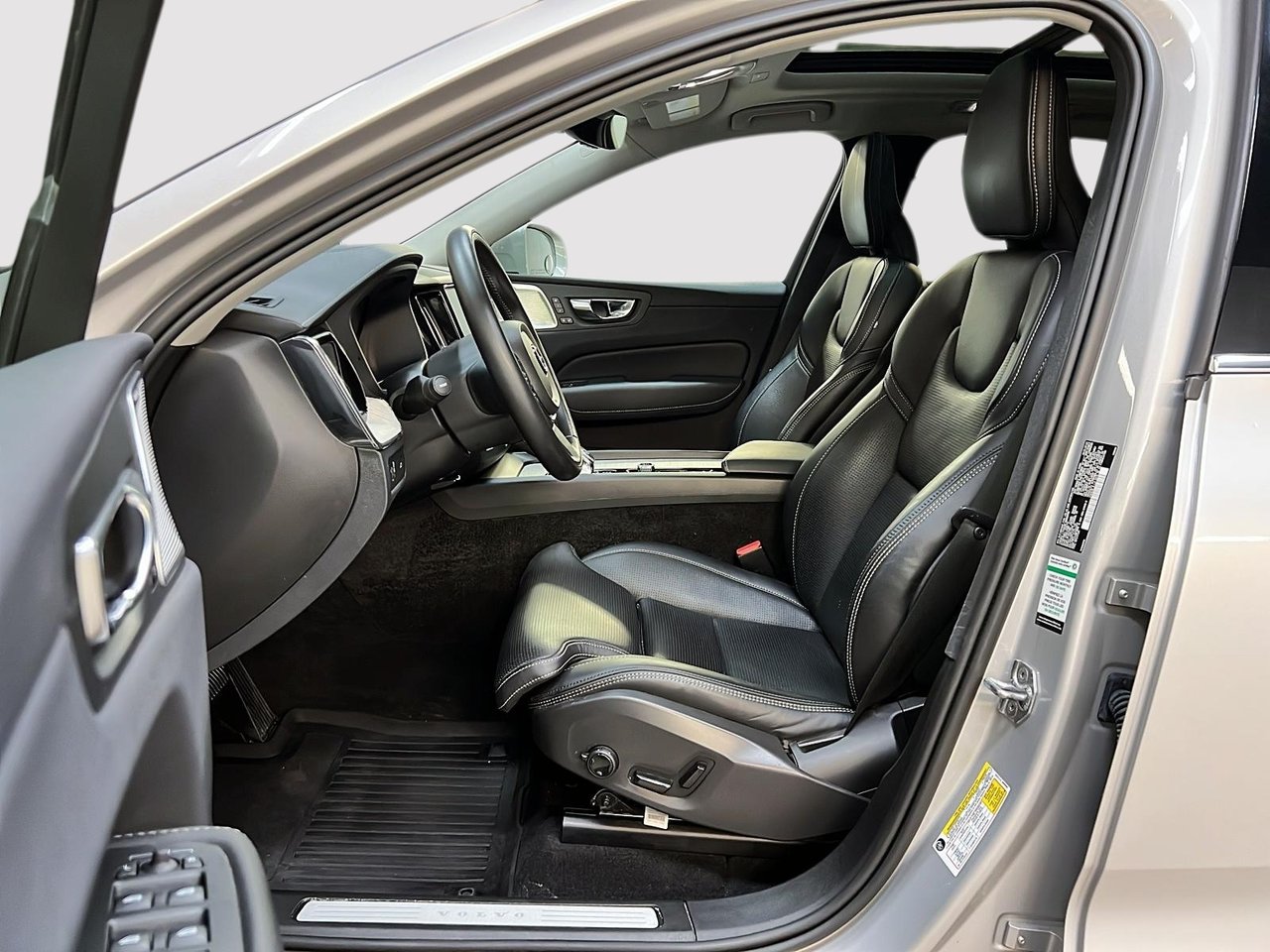 Volvo XC60 B6 INSCRIPTION CUIR TOIT NAV  4RM 2022-6