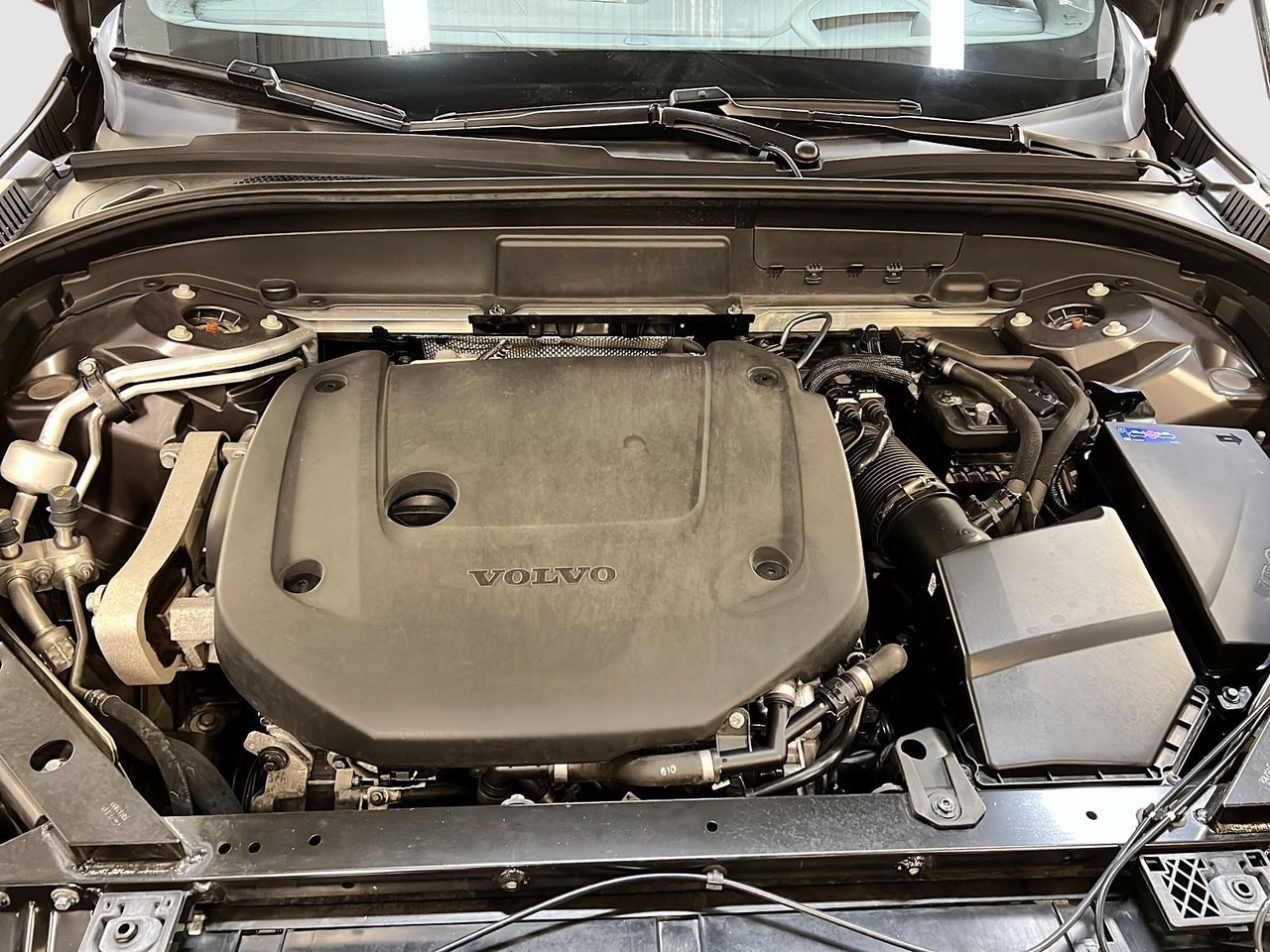 Volvo XC60 B6 INSCRIPTION CUIR TOIT PANO NAV 4RM 2022-11