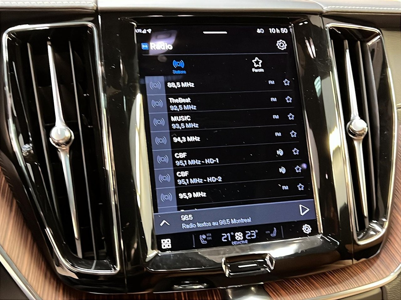 Volvo XC60 B6 INSCRIPTION CUIR TOIT PANO NAV 4RM 2022-15