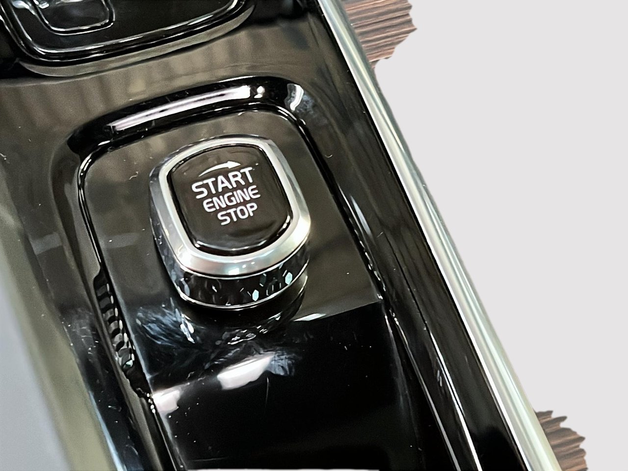 Volvo XC60 B6 INSCRIPTION CUIR TOIT PANO NAV 4RM 2022-18