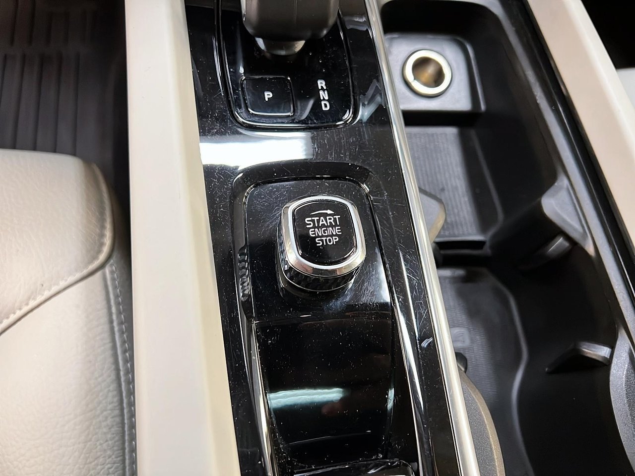 2023 Volvo XC60 B6 PLUS CUIR TOIT NAV 4RM-20