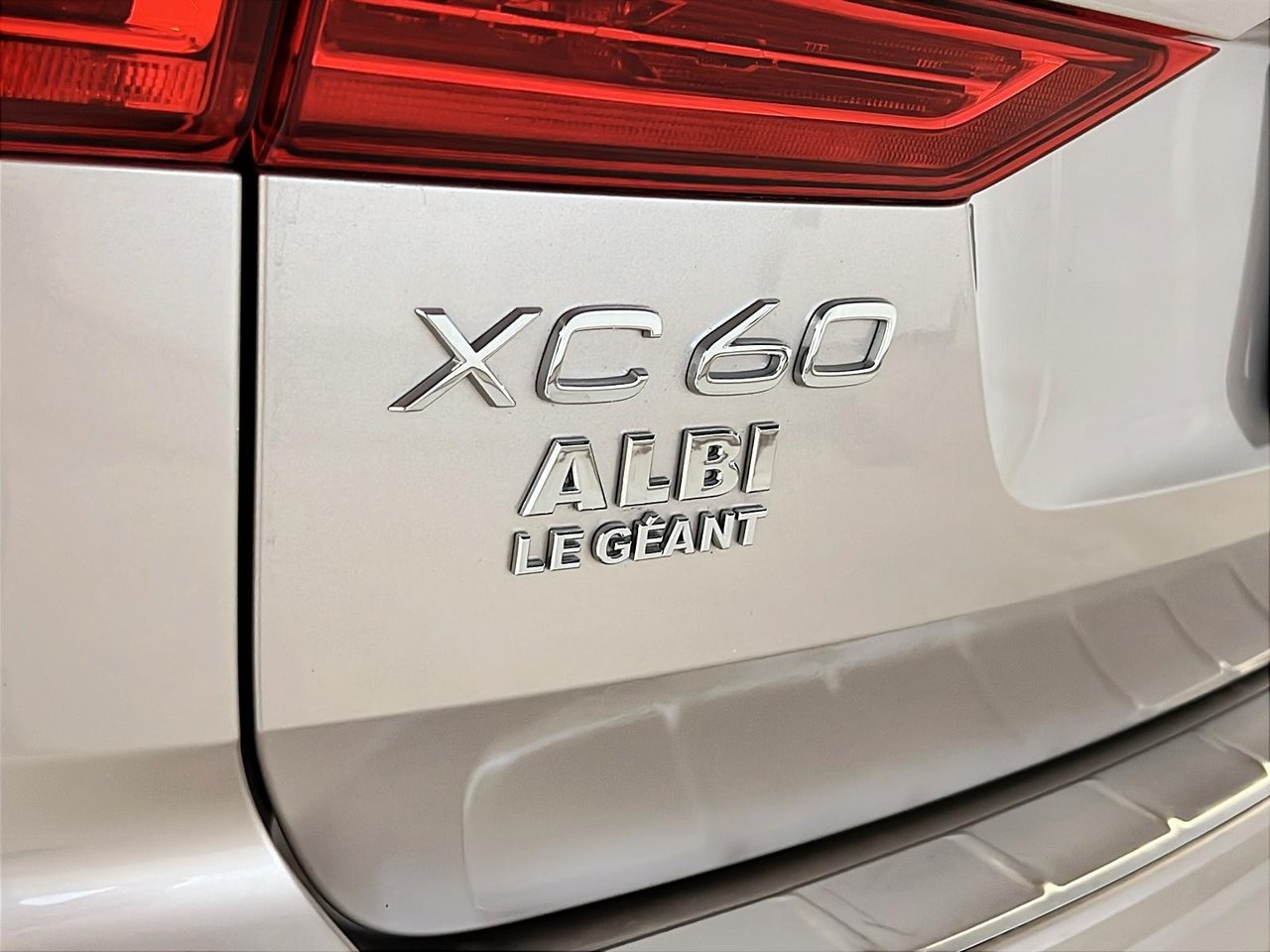 Volvo XC60 ULTIMATE B6 CUIR TOIT PANO NAV 4RM 2023-27