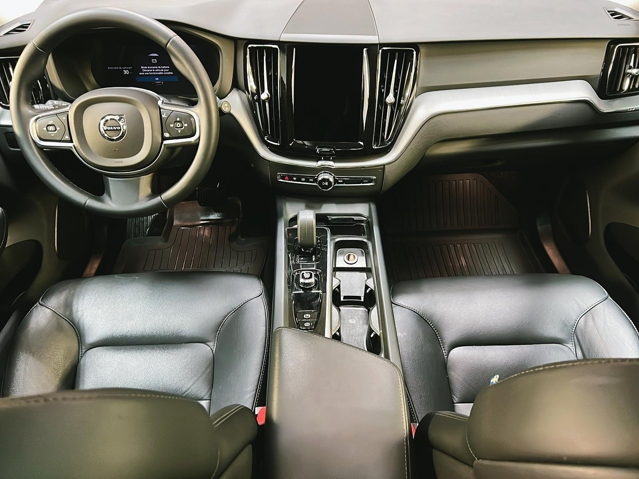 Volvo XC60 B6 CORE CUIR TOIT PANO NAV 4RM 2023-11