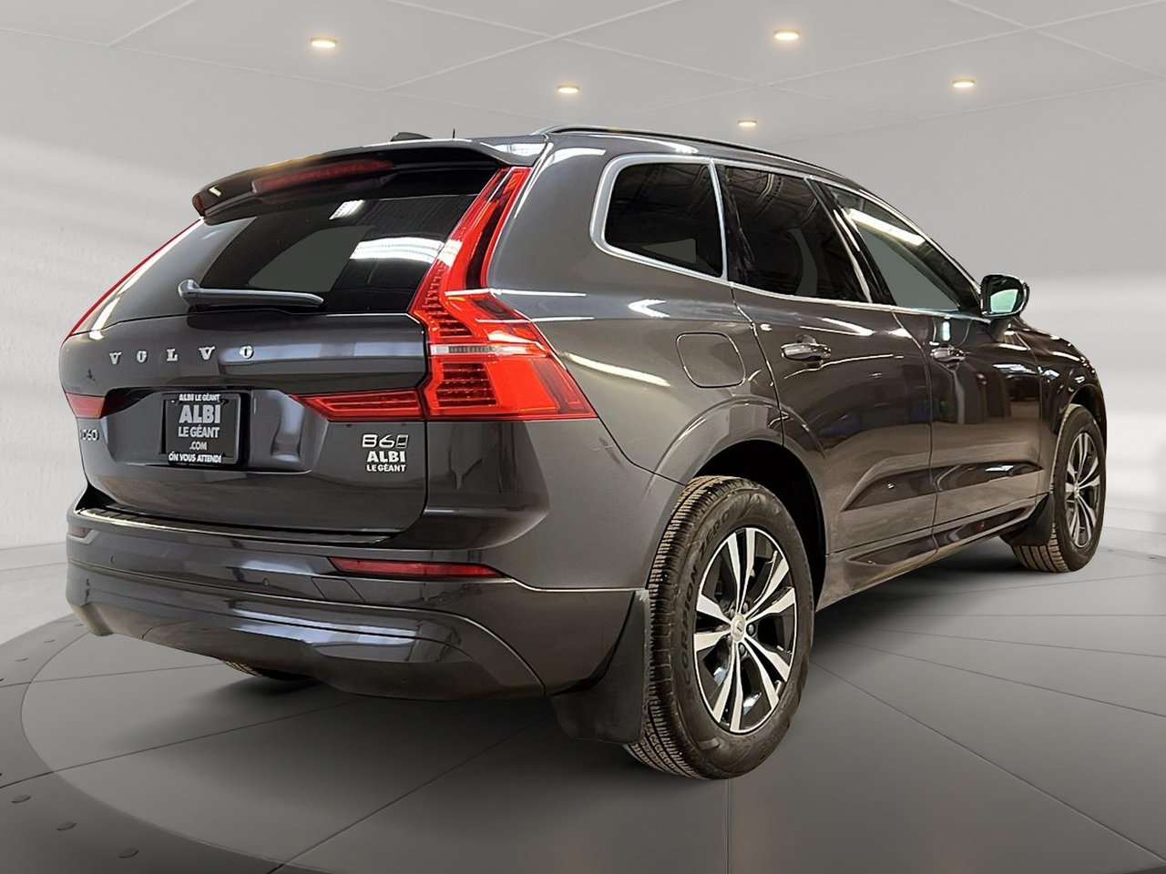 Volvo XC60 B6 CORE CUIR TOIT PANO NAV 4RM 2023-3