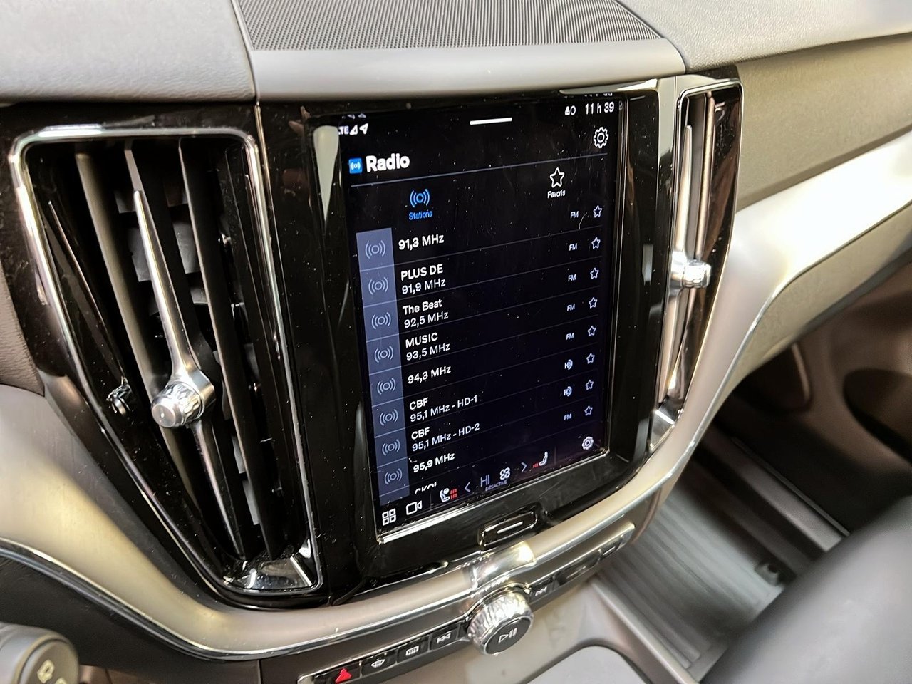2024 Volvo XC60 B5 CORE CUIR TOIT PANO NAV 4RM-17