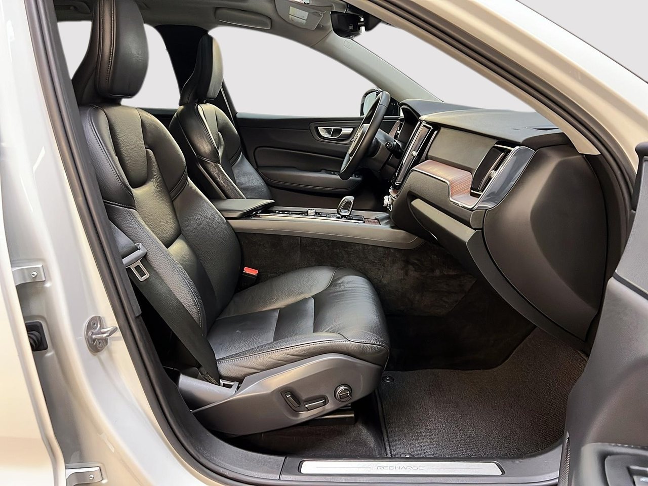 2024 Volvo XC60 T8 RECHARGE PLUS  CUIR TOIT PANO NAV 4RM-7