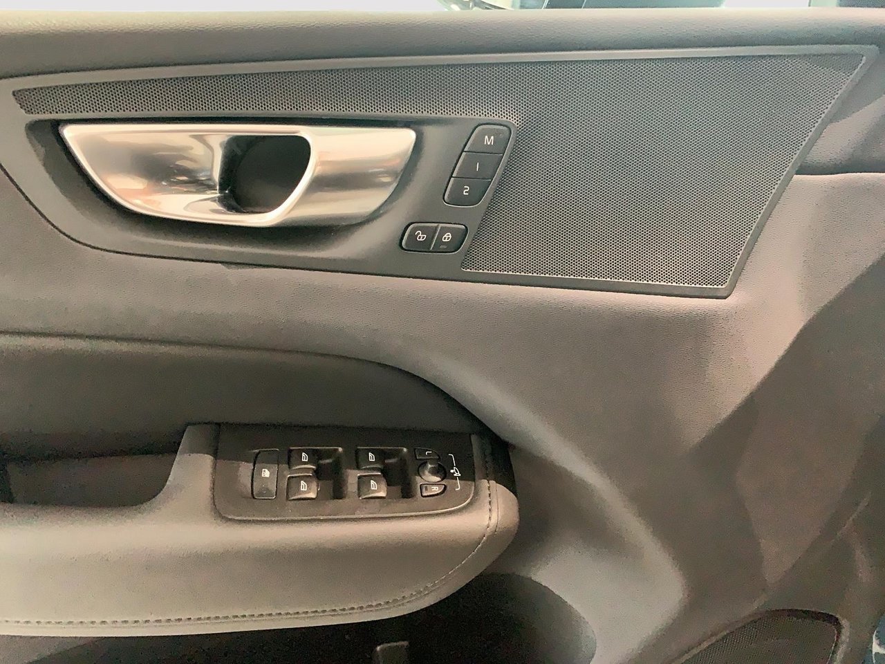 2024 Volvo XC60 B5 CORE CUIR TOIT NAV 4RM-7