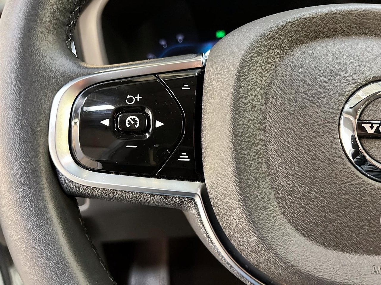 2024 Volvo XC60 B5 PLUS CUIR TOIT NAV 4RM-22