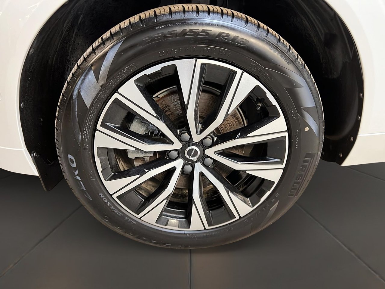 2024 Volvo XC60 B5 PLUS CUIR TOIT NAV 4RM-31