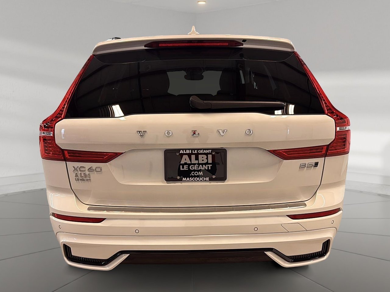 Volvo XC60 B5 PLUS CUIR TOIT PANO NAV 4RM 2025-4