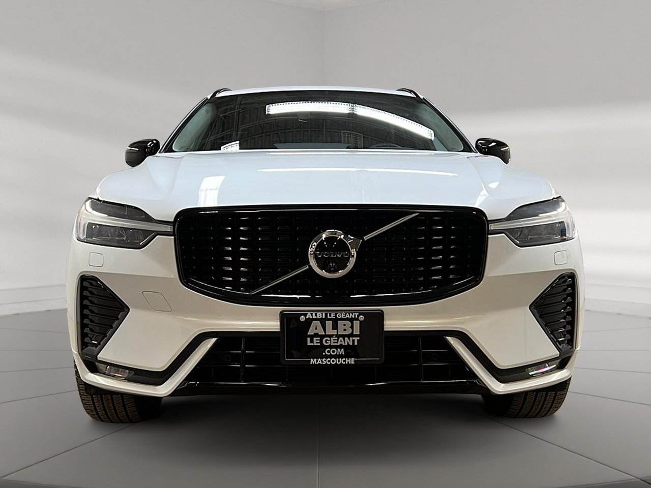 2025 Volvo XC60 B5 PLUS CUIR TOIT PANO NAV 4RM-1