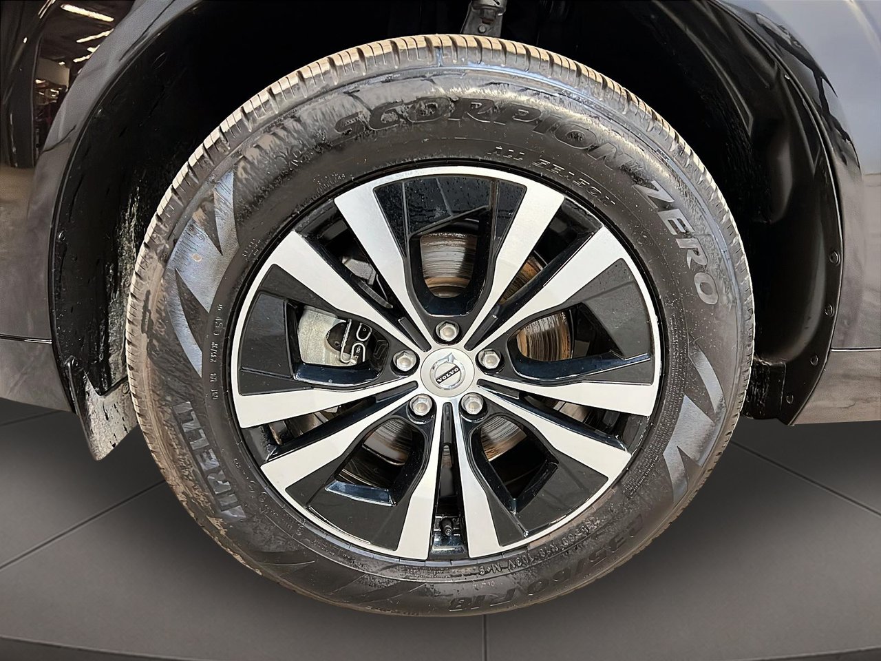 2025 Volvo XC60 B5 CORE CUIR TOIT PANO NAV 4RM-31