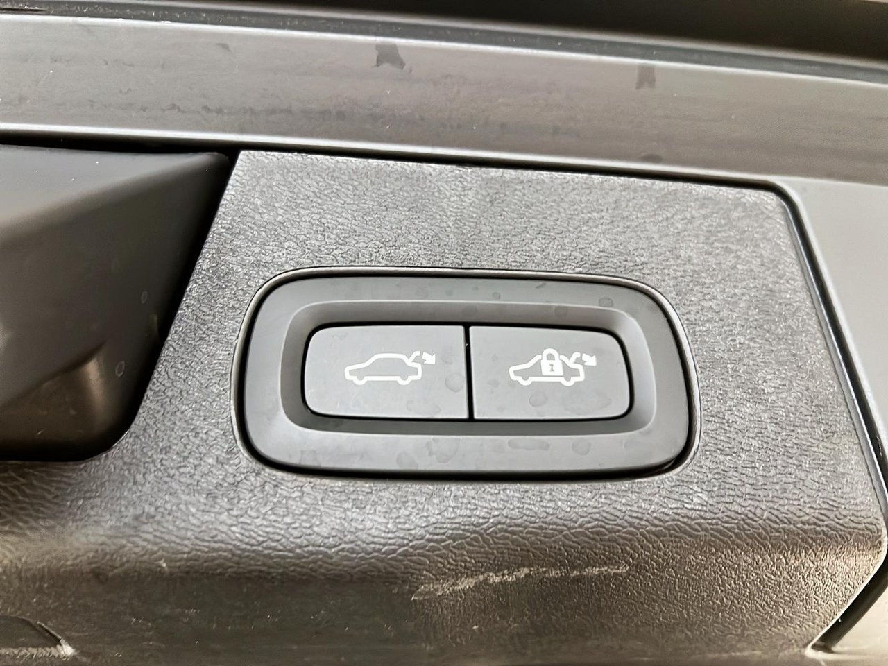 2025 Volvo XC60 B5 CORE CUIR TOIT PANO NAV 4RM-14