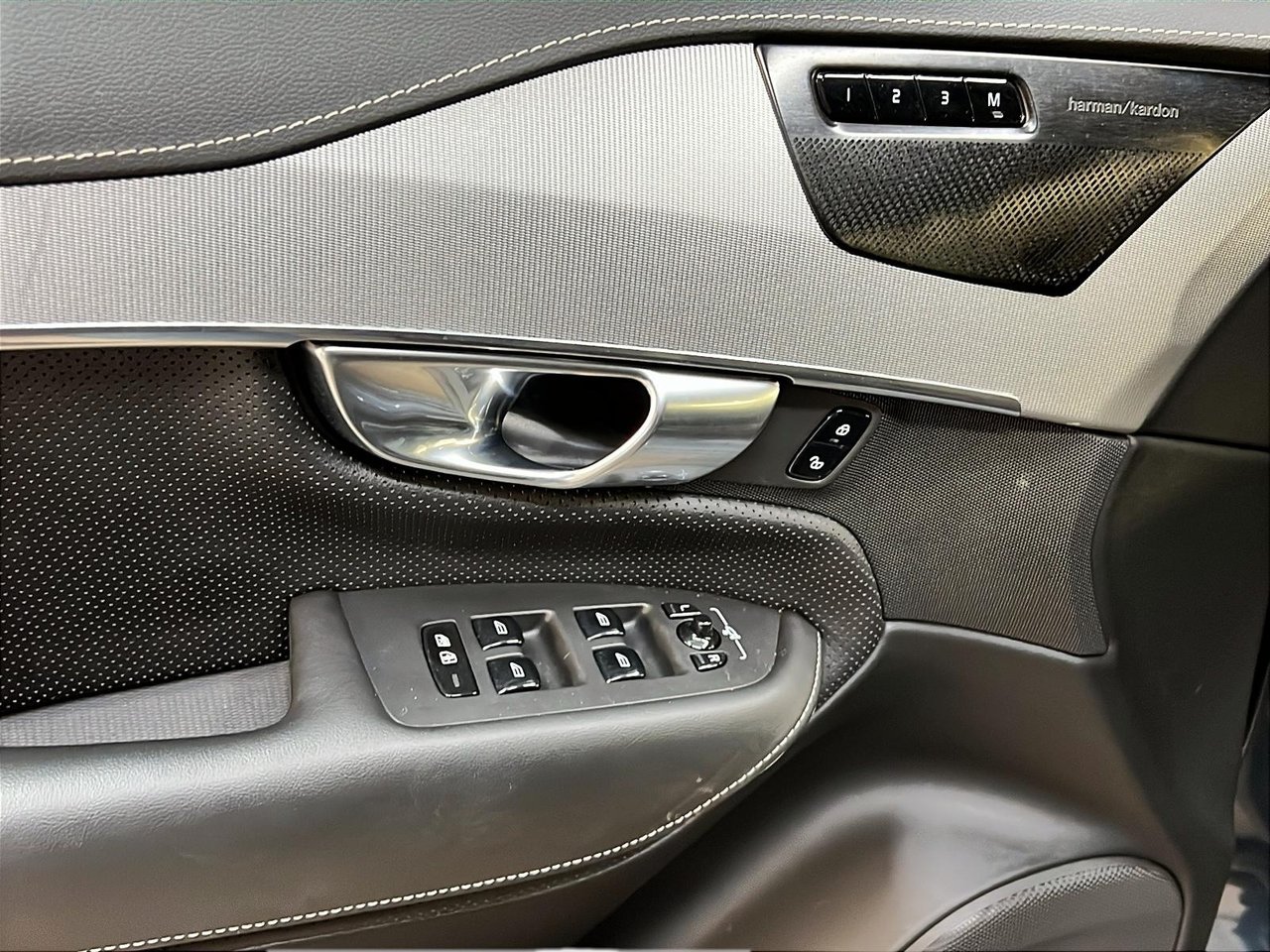 Volvo XC90 T6 R-DESING TOIT PANO NAV 4RM 2022-25