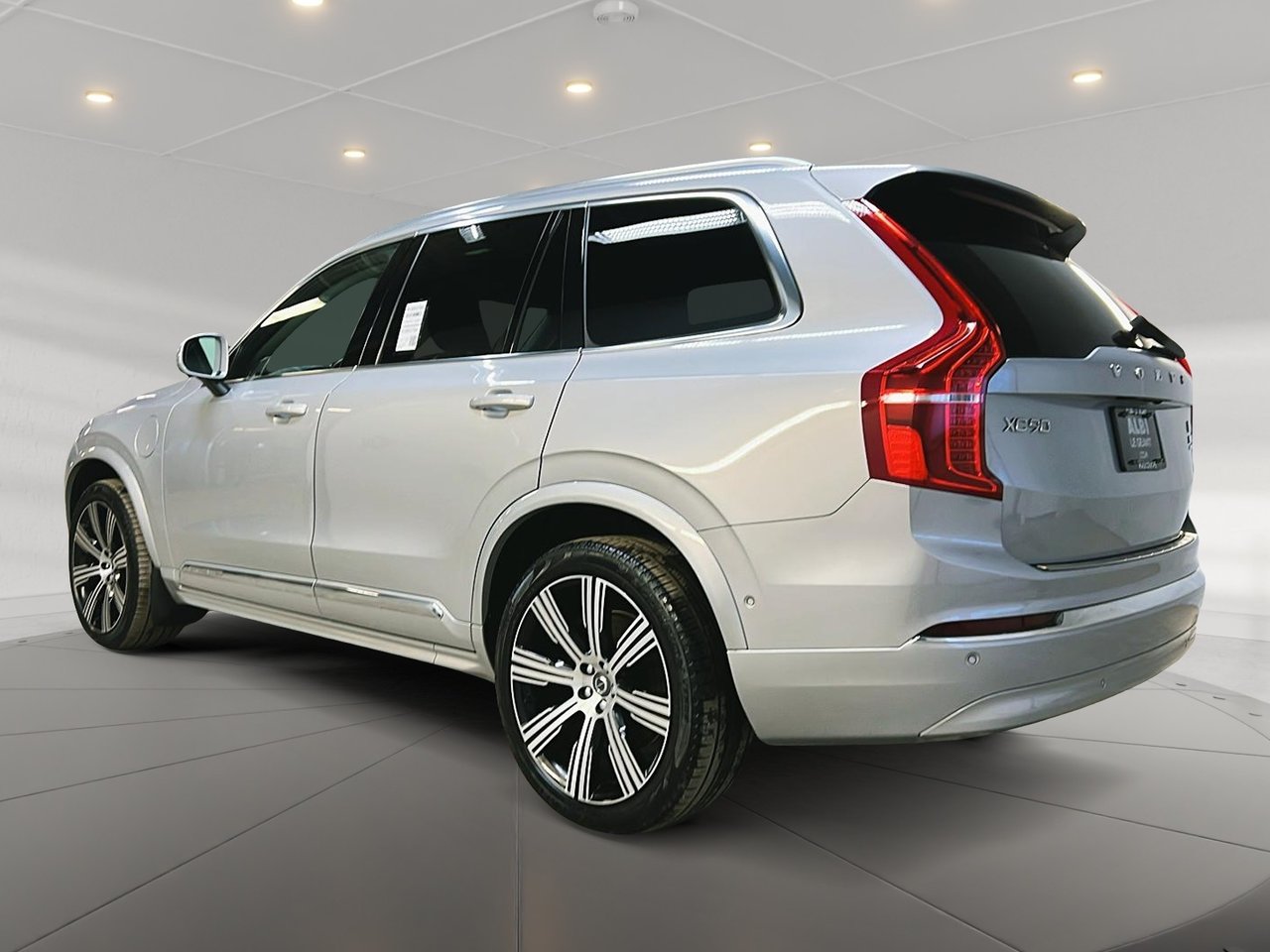 2023 Volvo XC90 RECHARGE PLUS CUIR TOIT PANO NAV 4RM-5