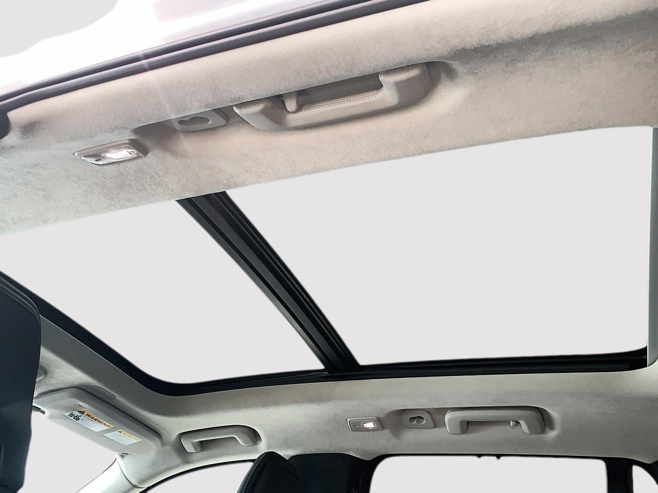 Volvo XC90 T8 RECHARGE ULTIMATE BRIGHT CUIR TOIT PANO NAV 4RM 2024-18