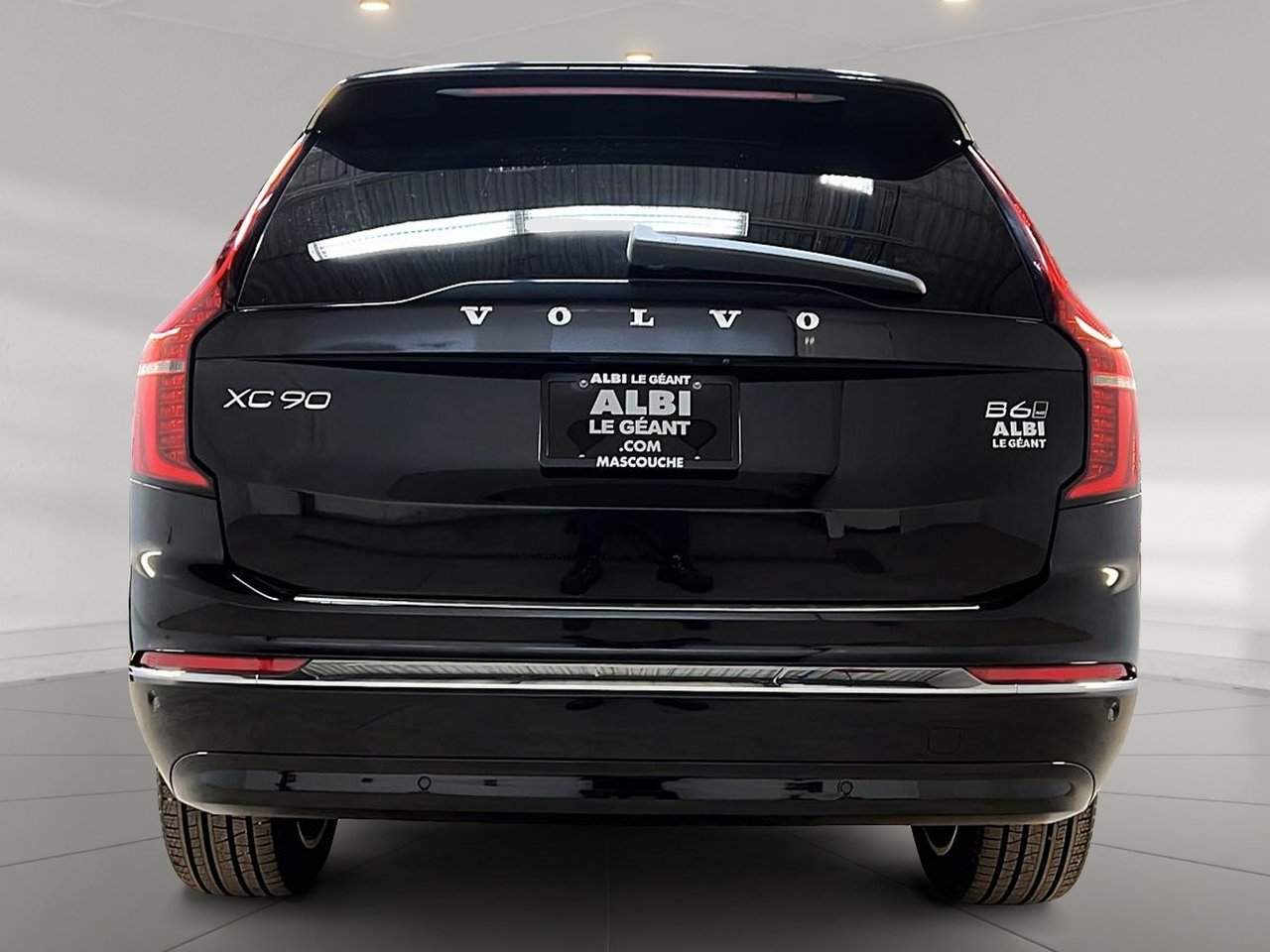 2025 Volvo XC90 B6 CORE CUIR TOIT PANO NAV 4RM-4