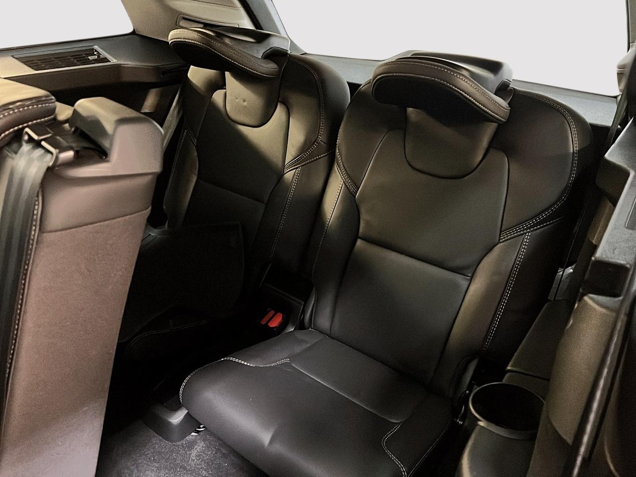 Volvo XC90 B6 ULTRA CUIR TOIT PANO NAV 4RM 2025-9