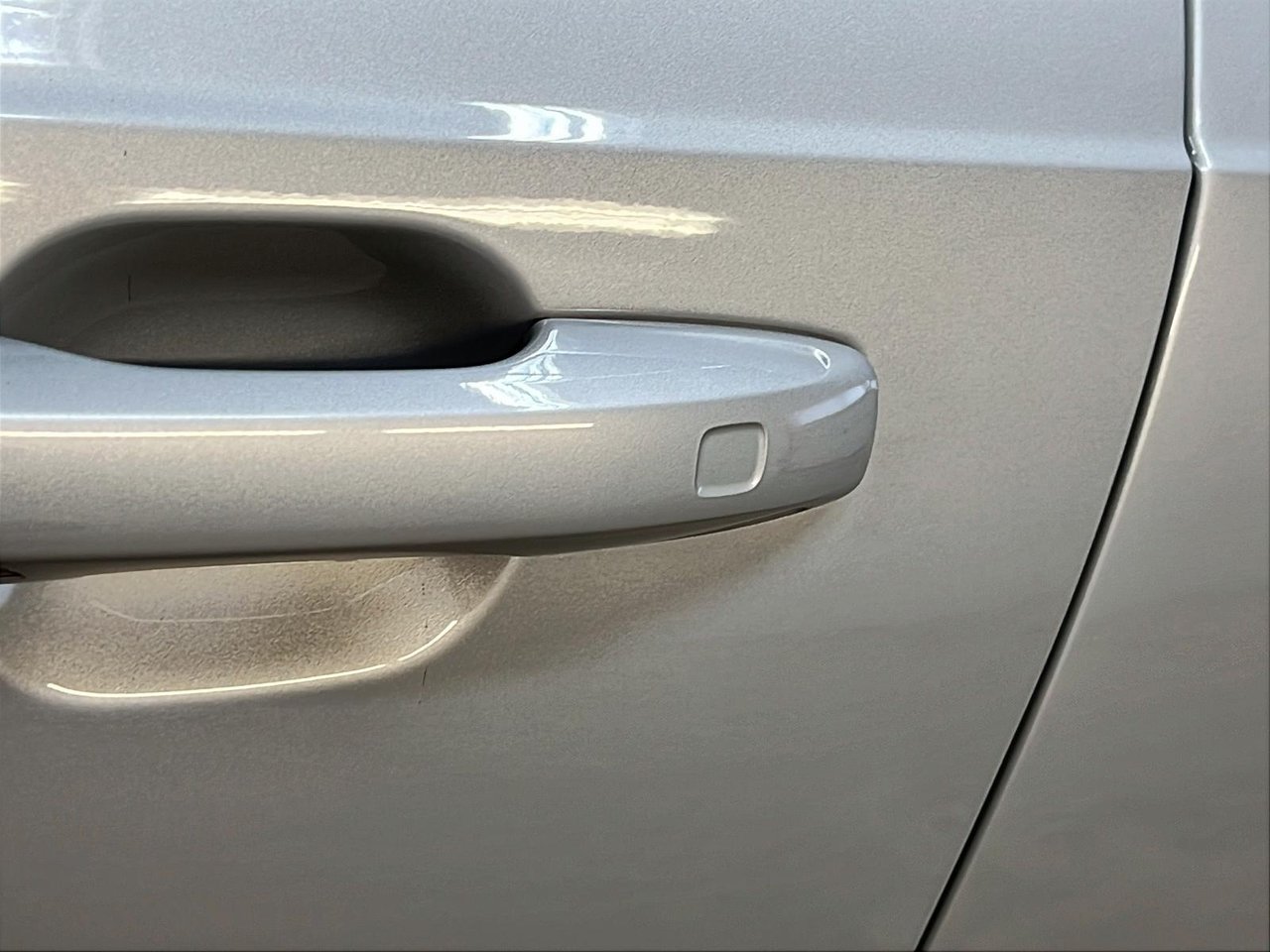 Volvo XC90 B6 ULTRA CUIR TOIT PANO NAV 4RM 2025-28