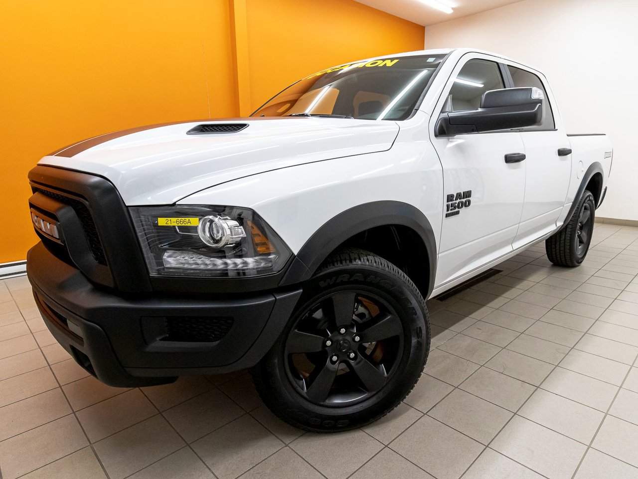 2021 Ram 1500 Classic WARLOCK CREW 4X4 *GR. REMORQ* CARPLAY *USB* P