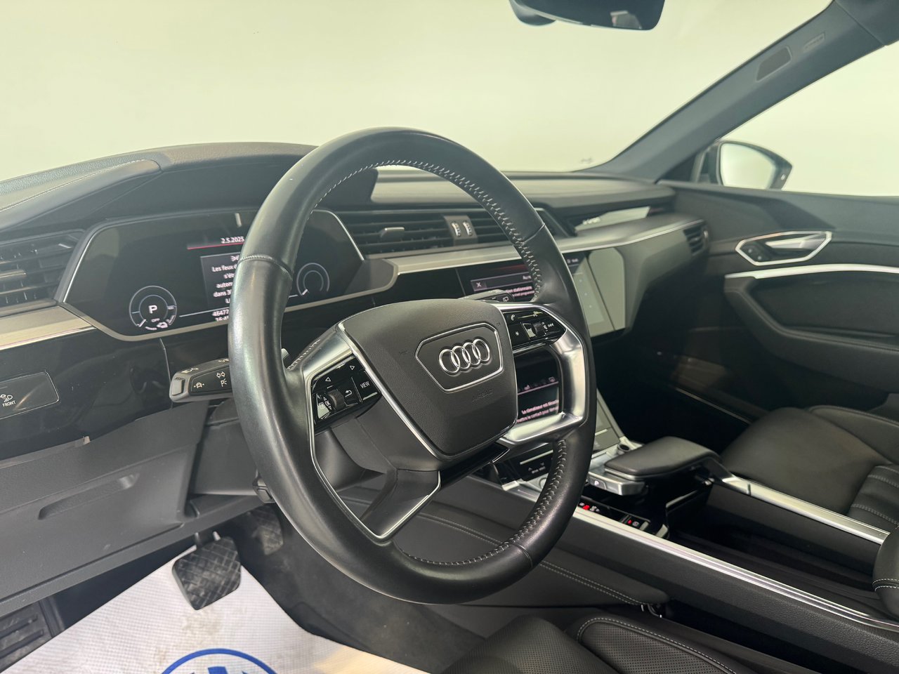 2019 Audi E-TRON Technik + CUIR + TOIT + A/C + NAV/GPS + WOW ++