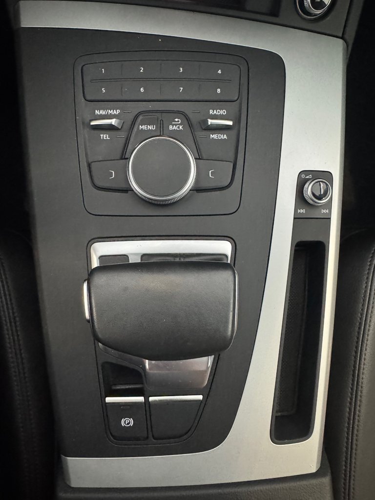 2019 Audi Q5 Komfort + CUIR + AWD + CAMERA + LUXE + WOW +++