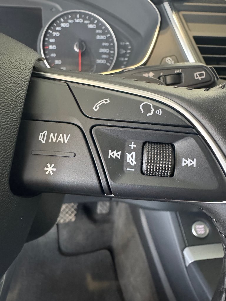 2019 Audi Q5 Komfort + CUIR + AWD + CAMERA + LUXE + WOW +++