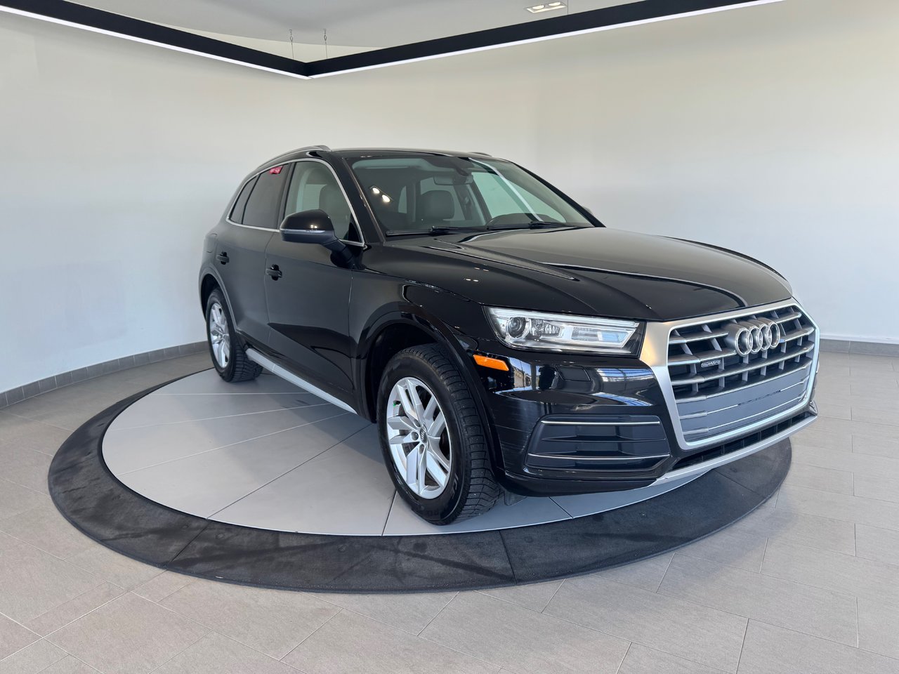 2019 Audi Q5 Komfort + CUIR + AWD + CAMERA + LUXE + WOW +++