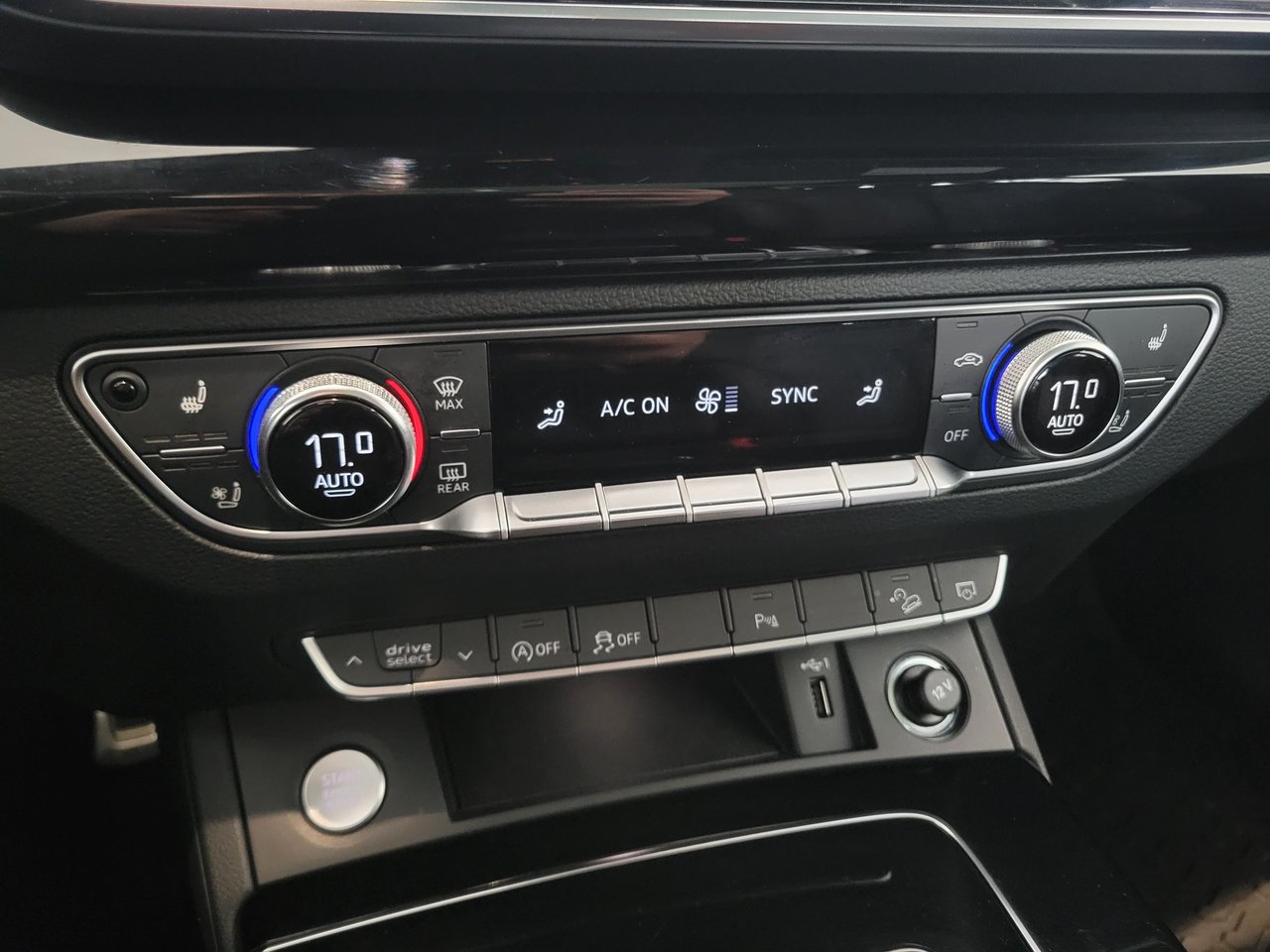 2021 Audi Q5 Technik + S-LINE + CUIR + TOIT + LUXE + WOW +++