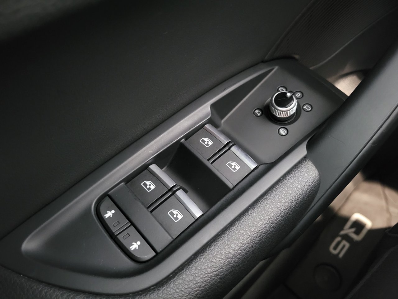 2021 Audi Q5 Technik + S-LINE + CUIR + TOIT + LUXE + WOW +++