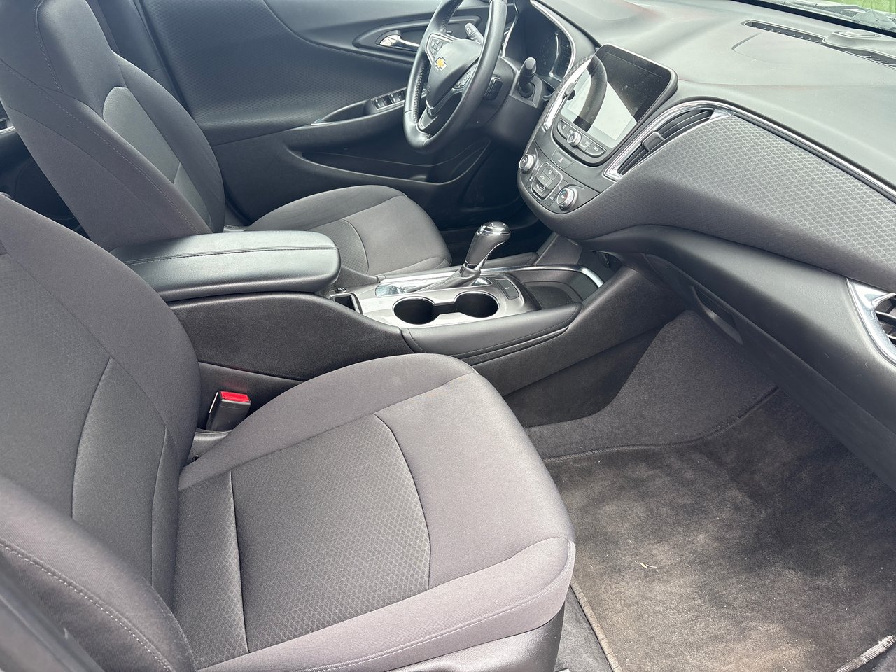 Chevrolet Malibu LT + A/C + CAMERA + BLUETOOTH + WOW +++ 2017