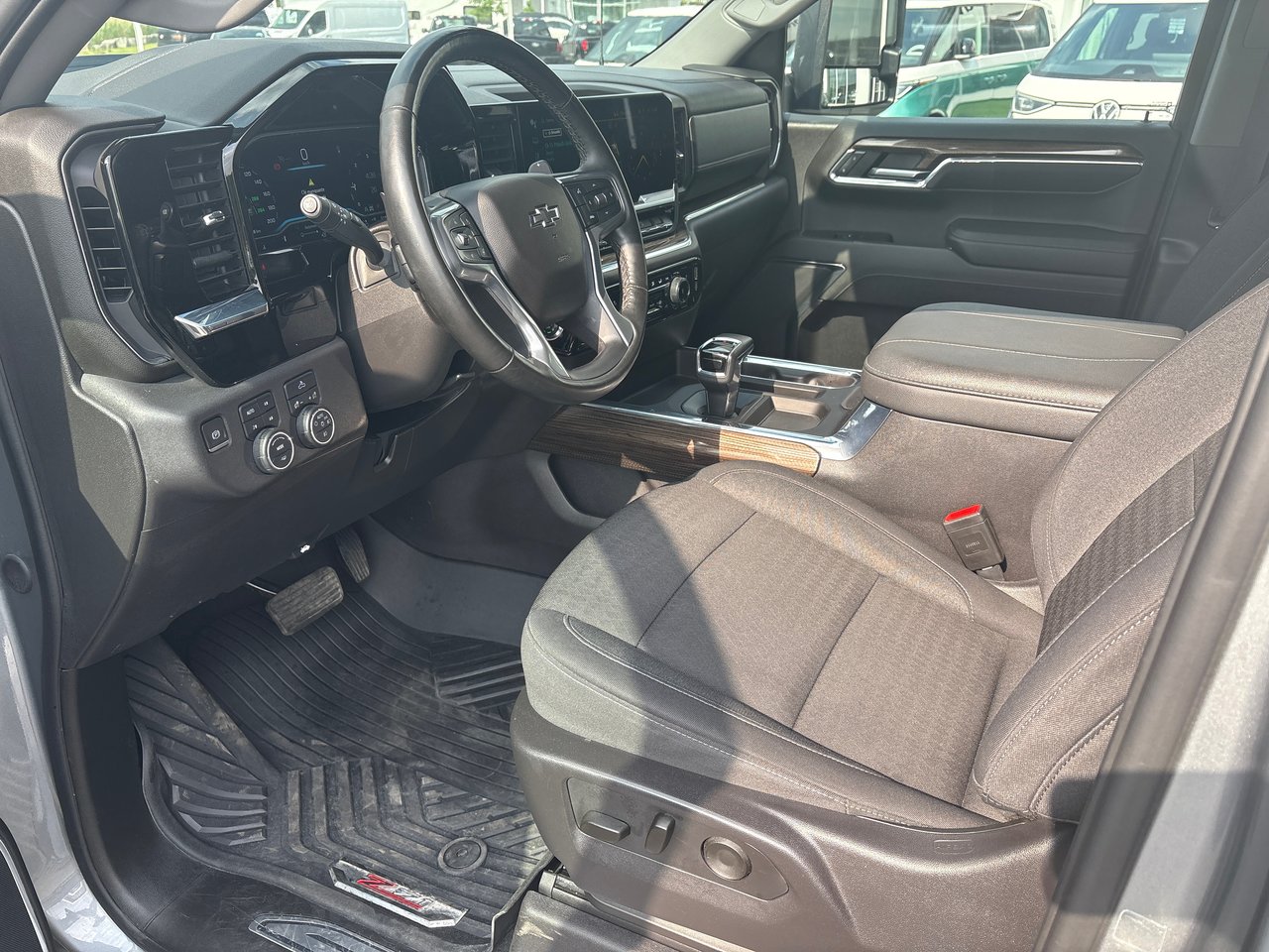 Chevrolet Silverado 1500 LT Trail Boss+ 4X4+CABINE CREW+V6 +DURAMAX+WOW!+++ 2024