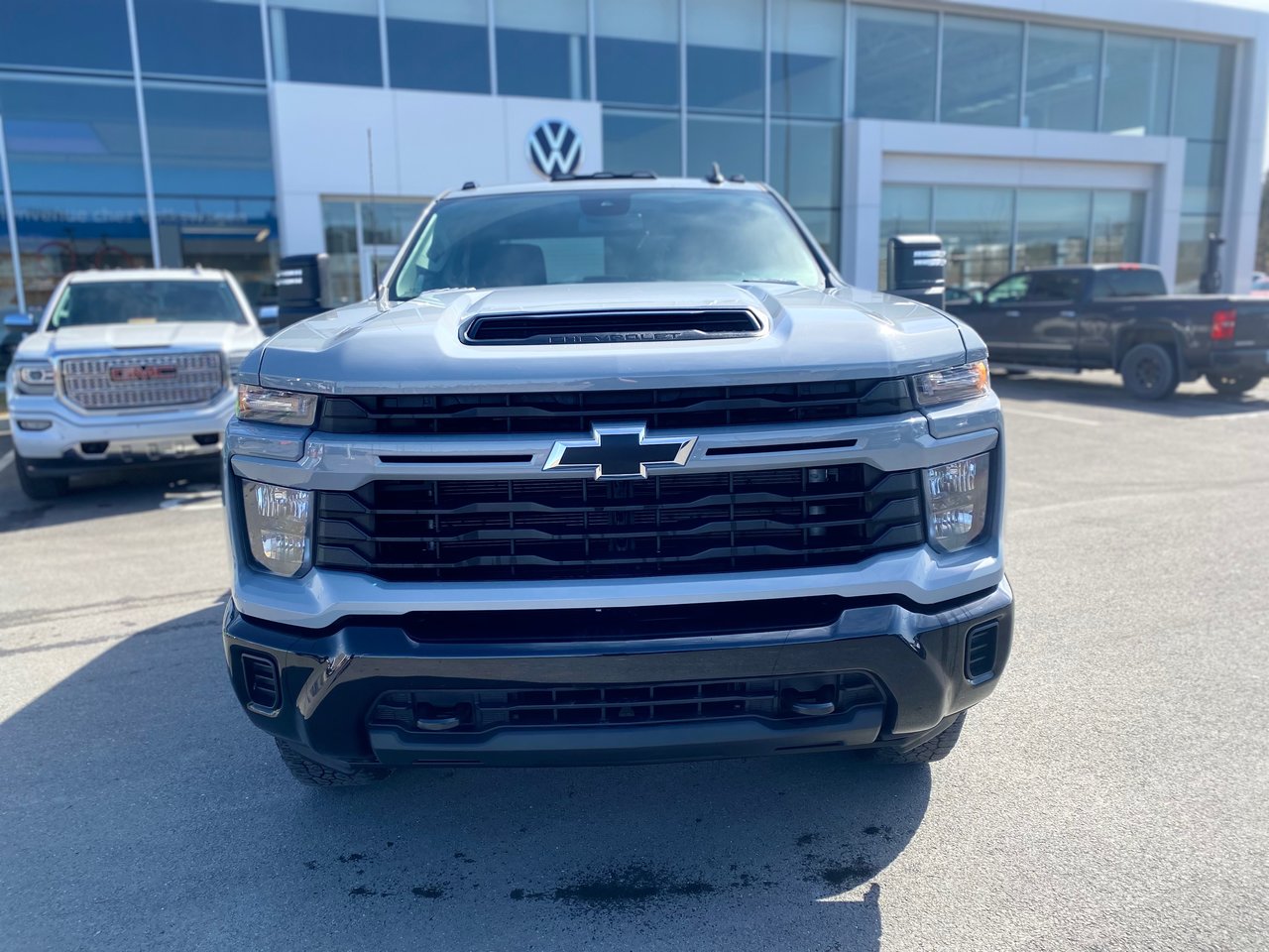 2024 Chevrolet Silverado 2500HD Custom + Z71 + CARPLAY + 3.73 + RARE +++