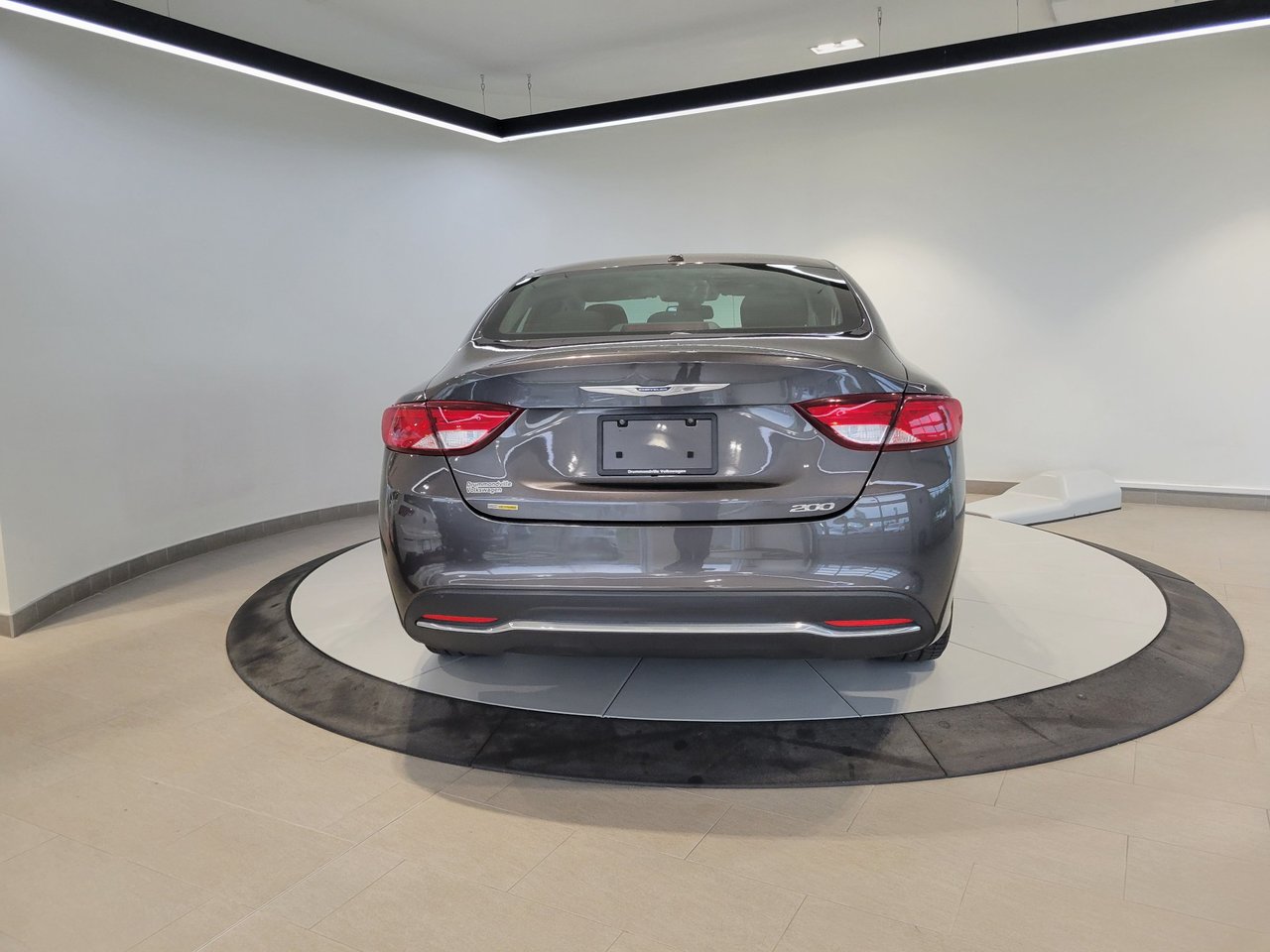 Chrysler 200 Limited + A/C + BLUETOOTH + BAS KM + WOW 2016