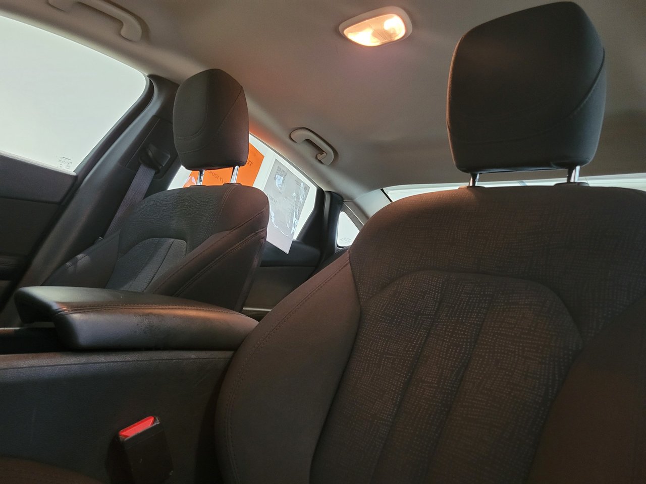 Chrysler 200 Limited + A/C + BLUETOOTH + BAS KM + WOW 2016