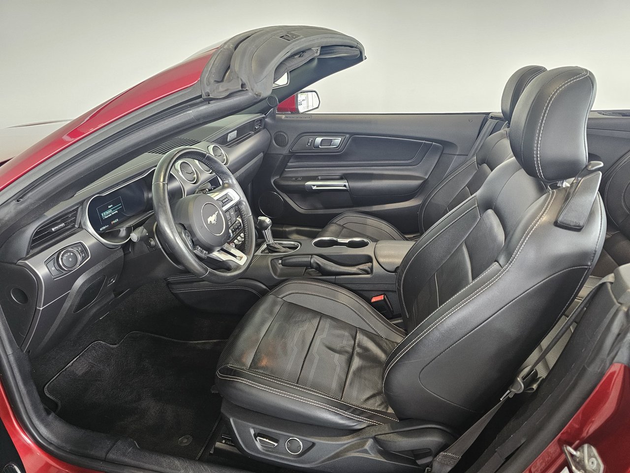 Ford Mustang GT Premium + CUIR + CARPLAY + CONVERTIBLE + WOW!++ 2019