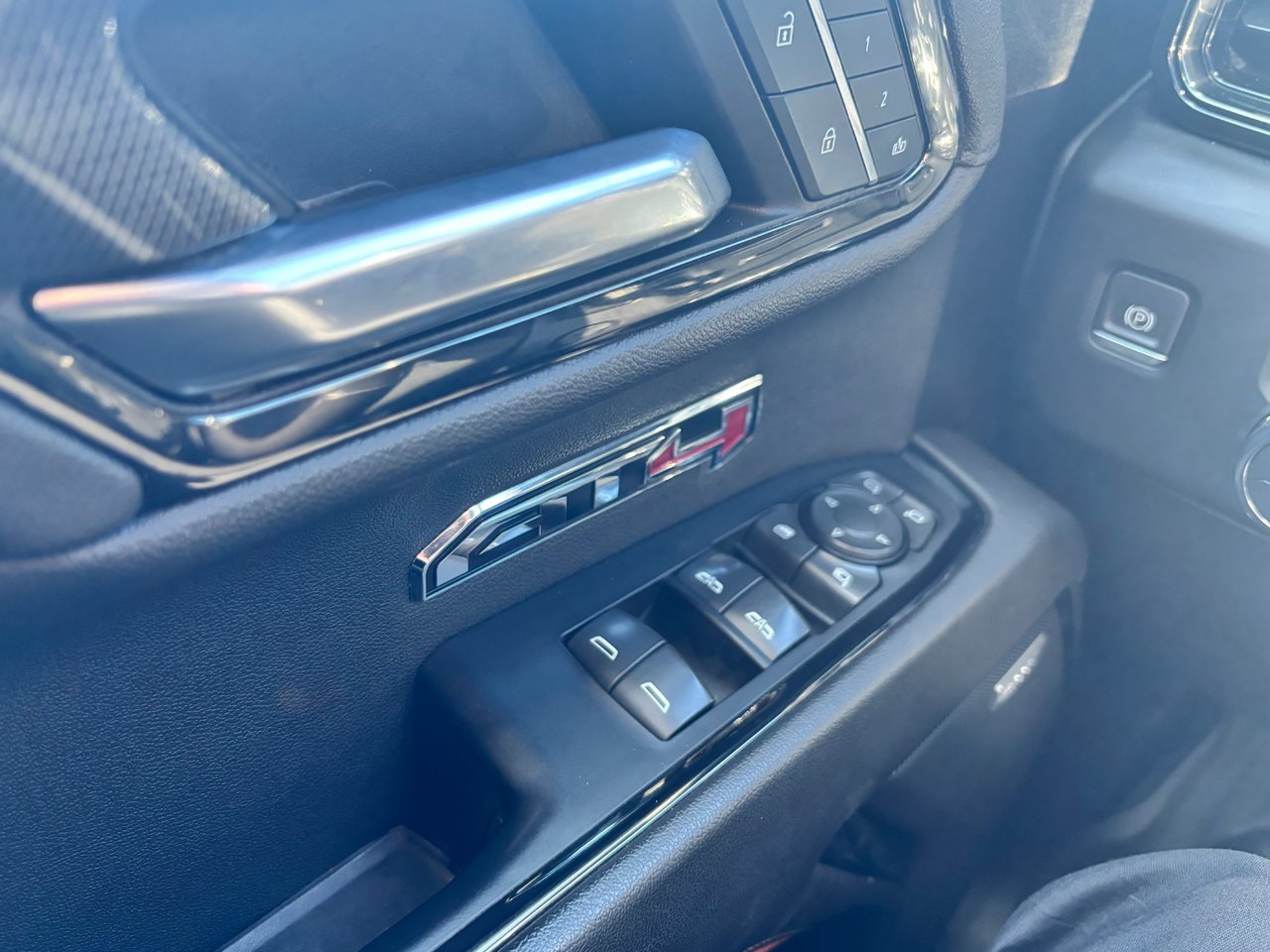 2022 GMC Sierra 1500 AT4 + VISION HD + 20″ + 3.23 +  CREW + DIESEL +