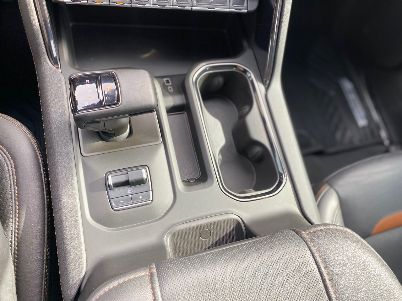 2024 GMC Sierra 1500 AT4 + CREW + DIESEL + MARCHE-PIEDS + WOW +++