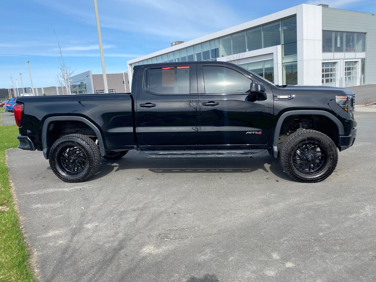 2024 GMC Sierra 1500 AT4 + CREW + DIESEL + MARCHE-PIEDS + WOW +++