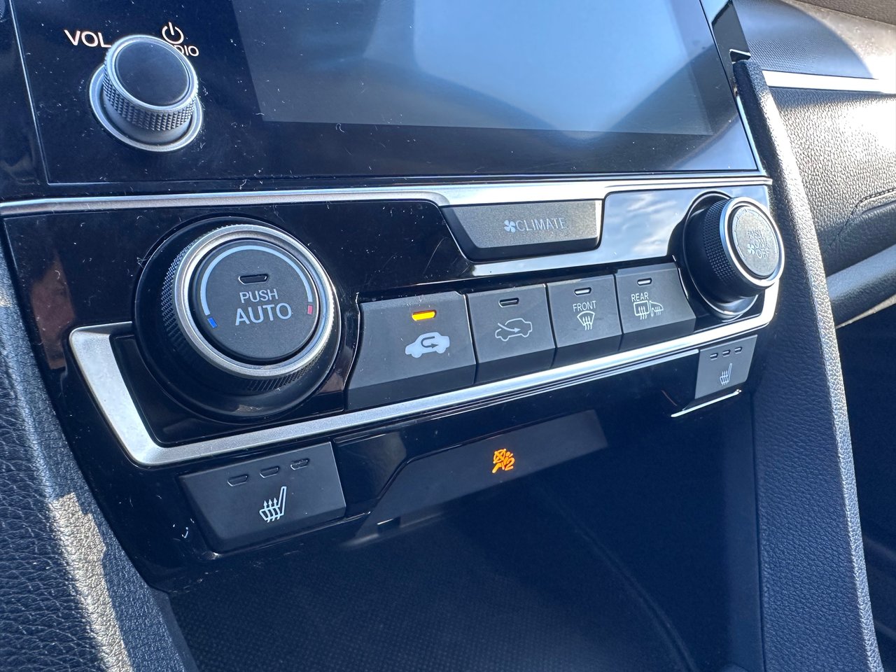 2020 Honda Civic Sedan LX + A/C + BLUETOOTH + CAMERA +