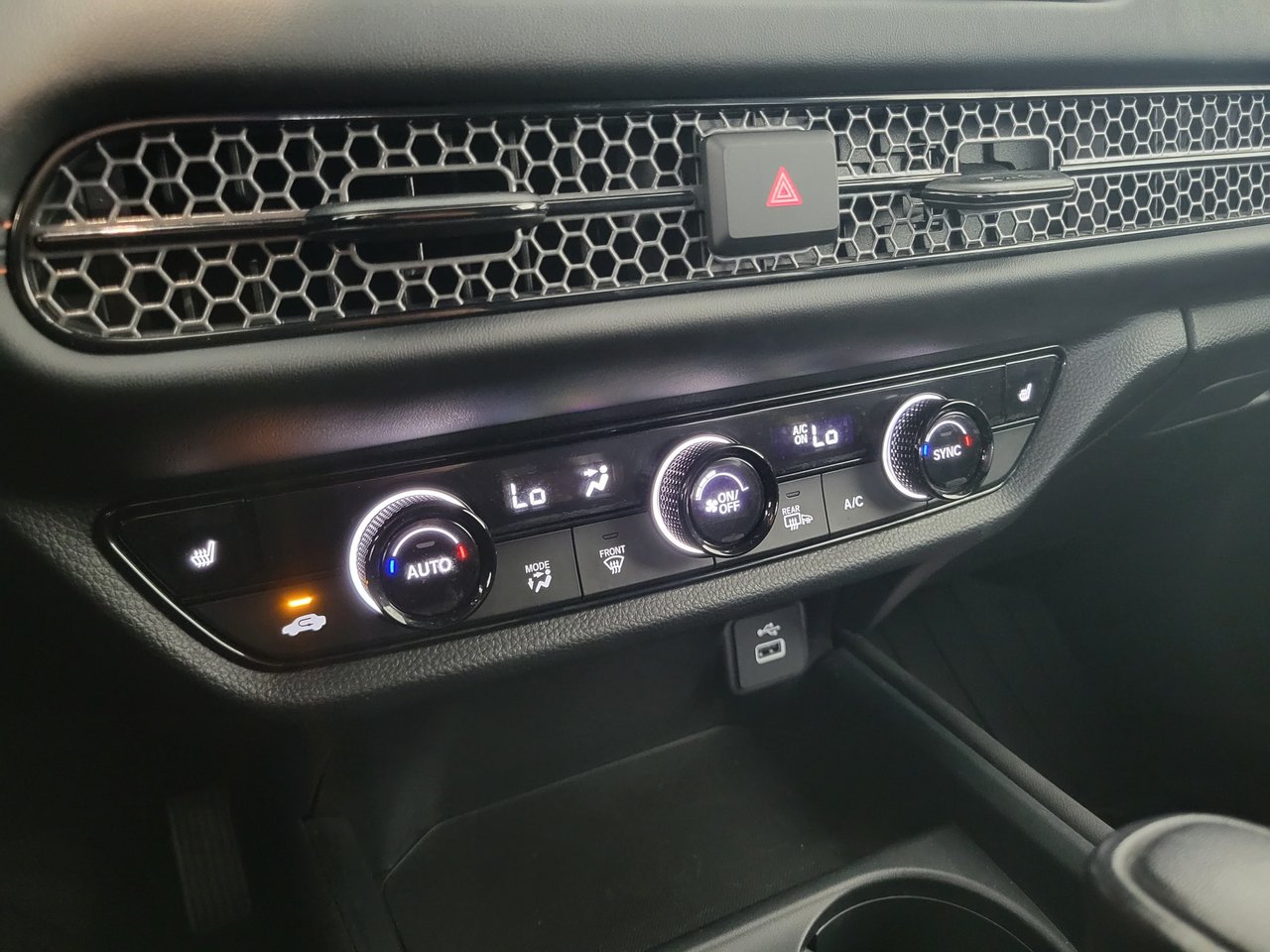 Honda HR-V Sport + BAS KM + A/C + CARPLAY + WOW! +++ 2023