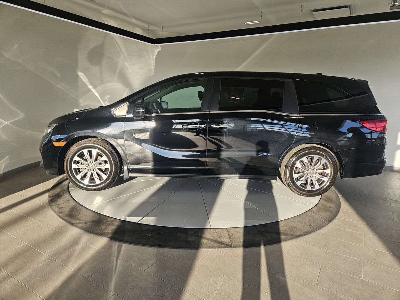Honda Odyssey EX-L + V6 + SPACIEUX + CUIR + CAMÉRA + WOW !+++ 2022