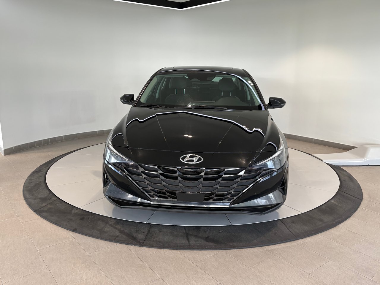 2023 Hyundai Elantra Hybrid Luxury + CAMERA + CARPLAY + TOIT + CUIR + WOW!+++