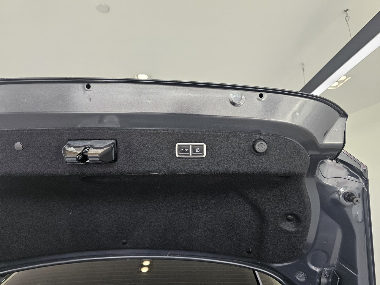 Hyundai Ioniq 6 Preferred + AWD + CAMERA + CARPLAY + WOW!++ 2024