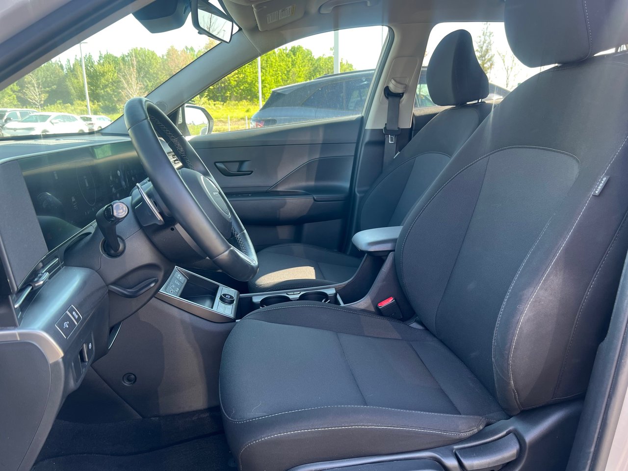 Hyundai KONA ELECTRIC Preferred + CAMERA + BLUETOOTH + CARPLAY + BAS KM 2024