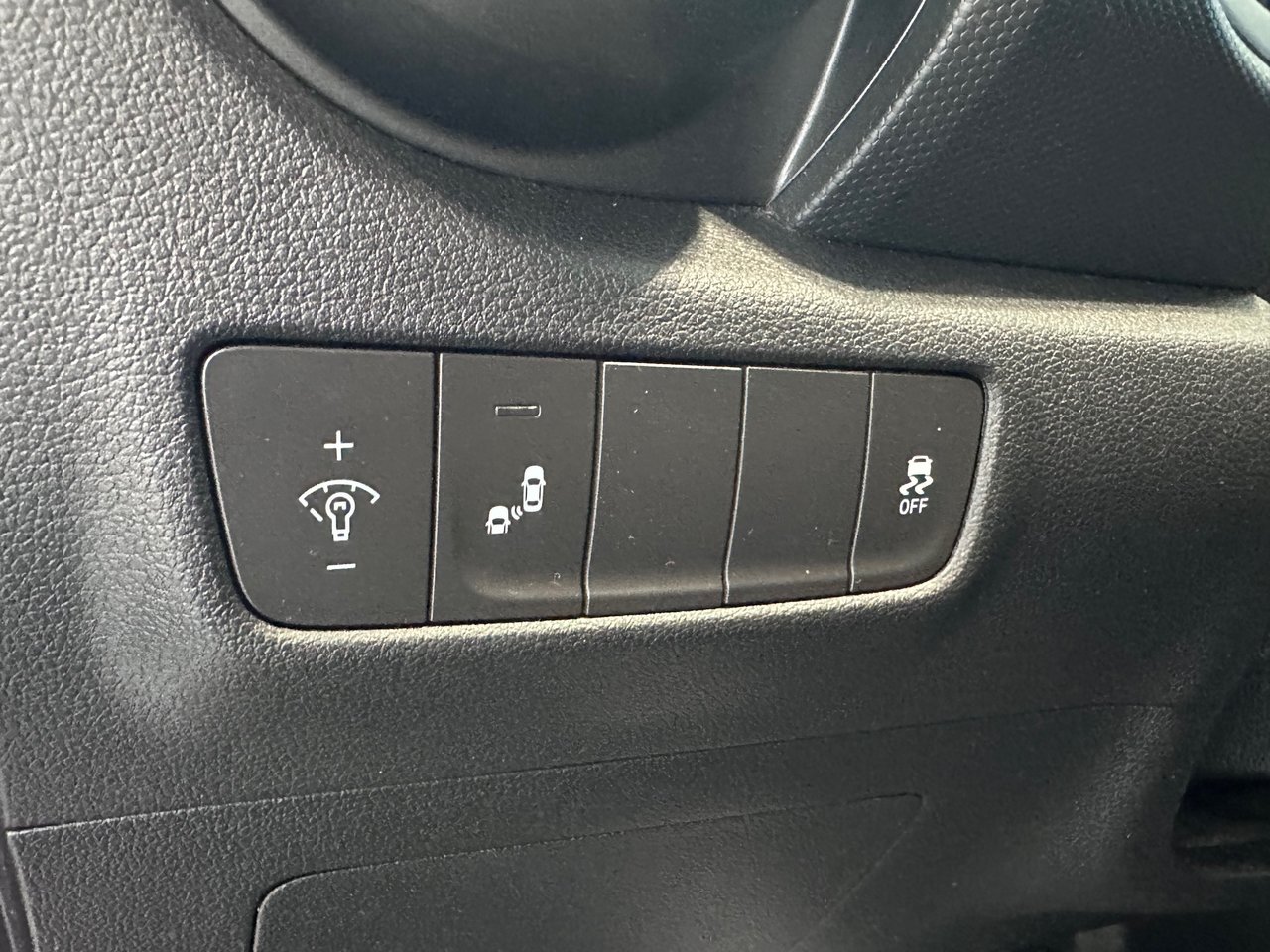 2019 Hyundai Kona Preferred + TOIT NOIR + CARPLAY + CAMERA + A/C +++